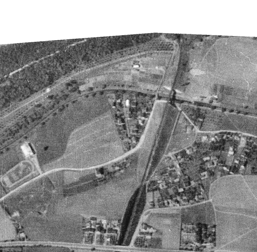 nouzova-kolonie-pred-mostem-letecky-snimek-1938
