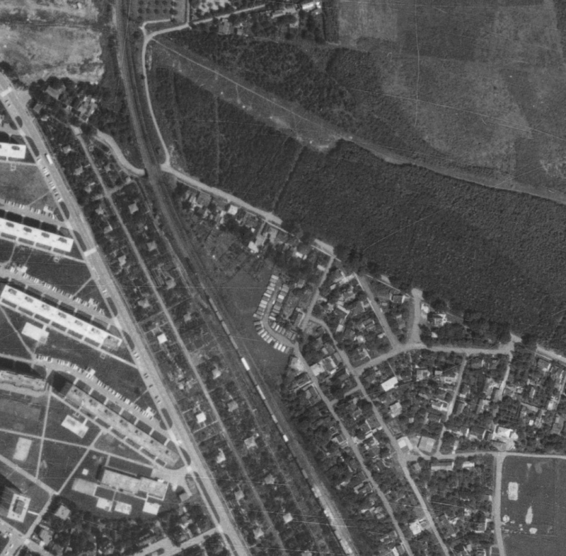 nouzova-kolonie-za-drahou-letecky-snimek-1975