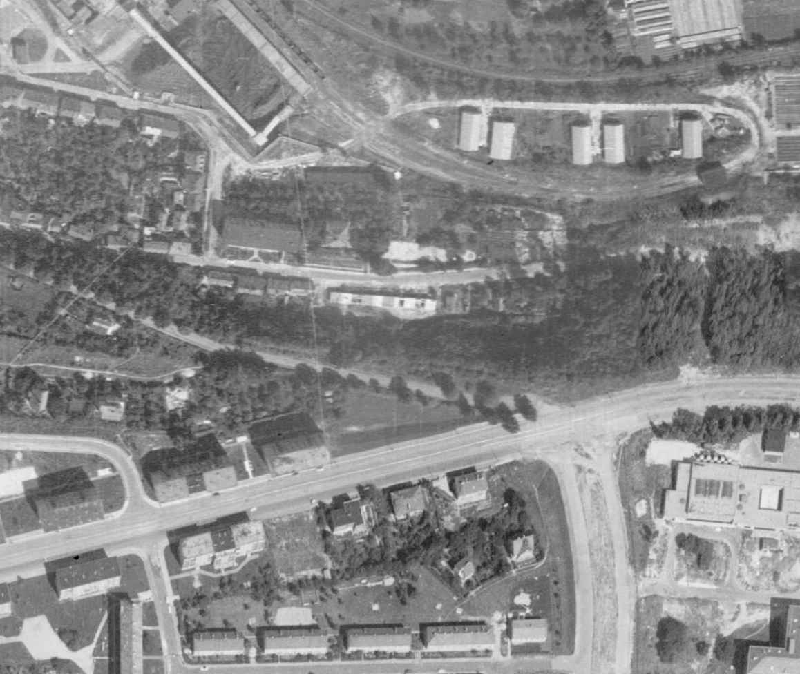 nouzova-kolonie-piskovna-veleslavin-letecky-snimek-1966