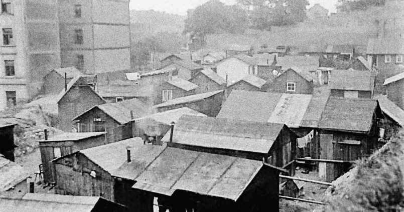 nouzova-kolonie-u-kapslovny-domy