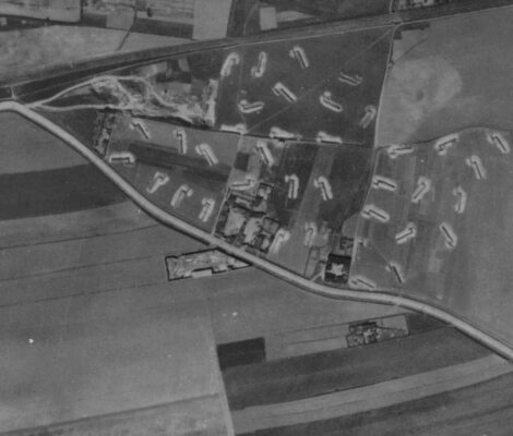 nouzova-kolonie-k-vackovu-letecky-snimek-1945
