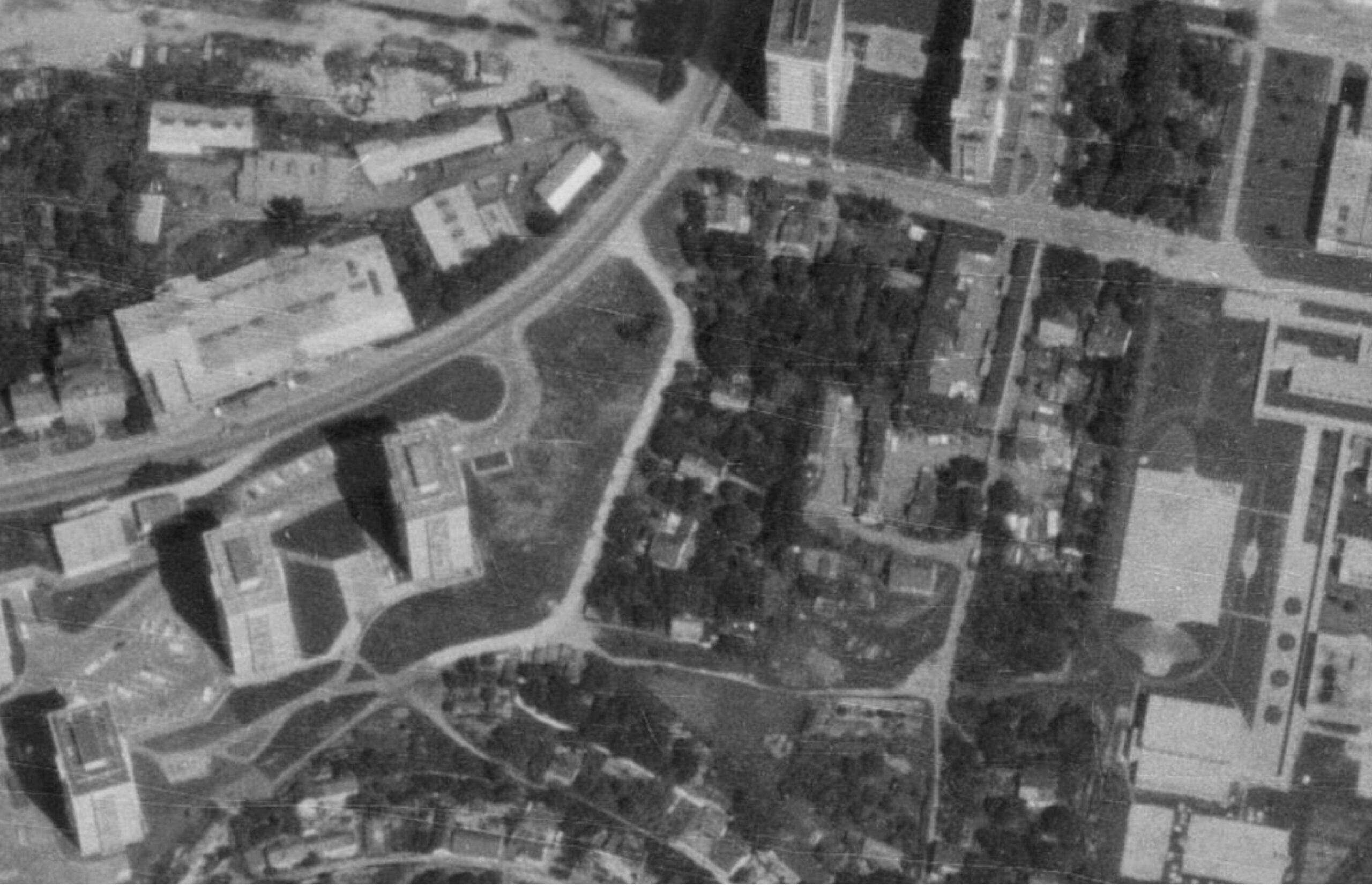 nouzova-kolonie-nad-chaloupkami-letecky-snimek-1975