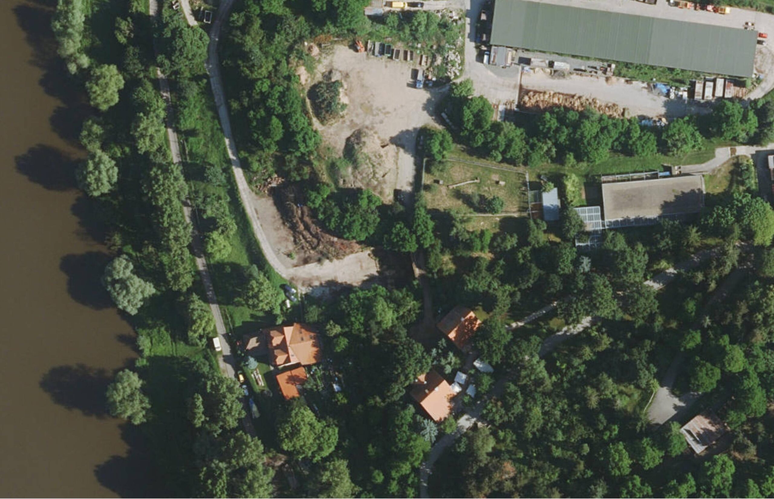 nouzova-kolonie-bosna-letecky-snimek-2024