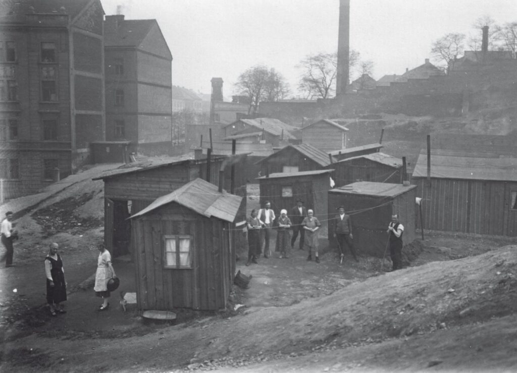 nouzova-kolonie-u-kapslovny-domy-1925