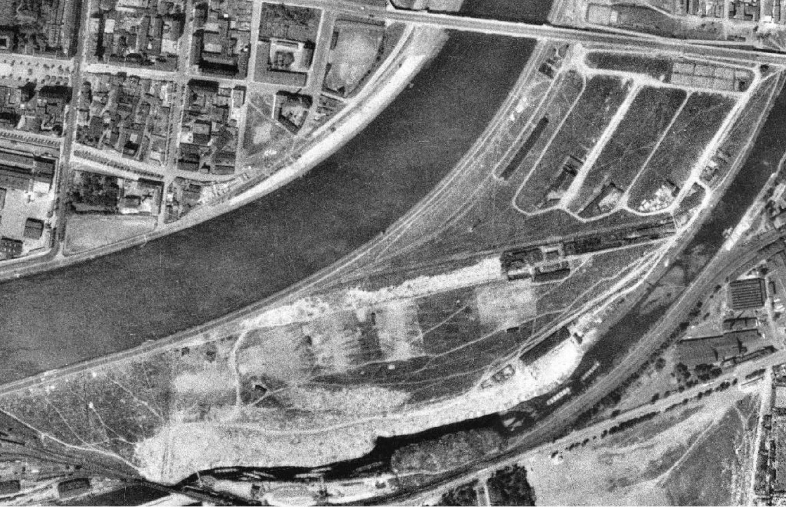 nouzova-kolonie-na-maninach-letecky-snimek-1938