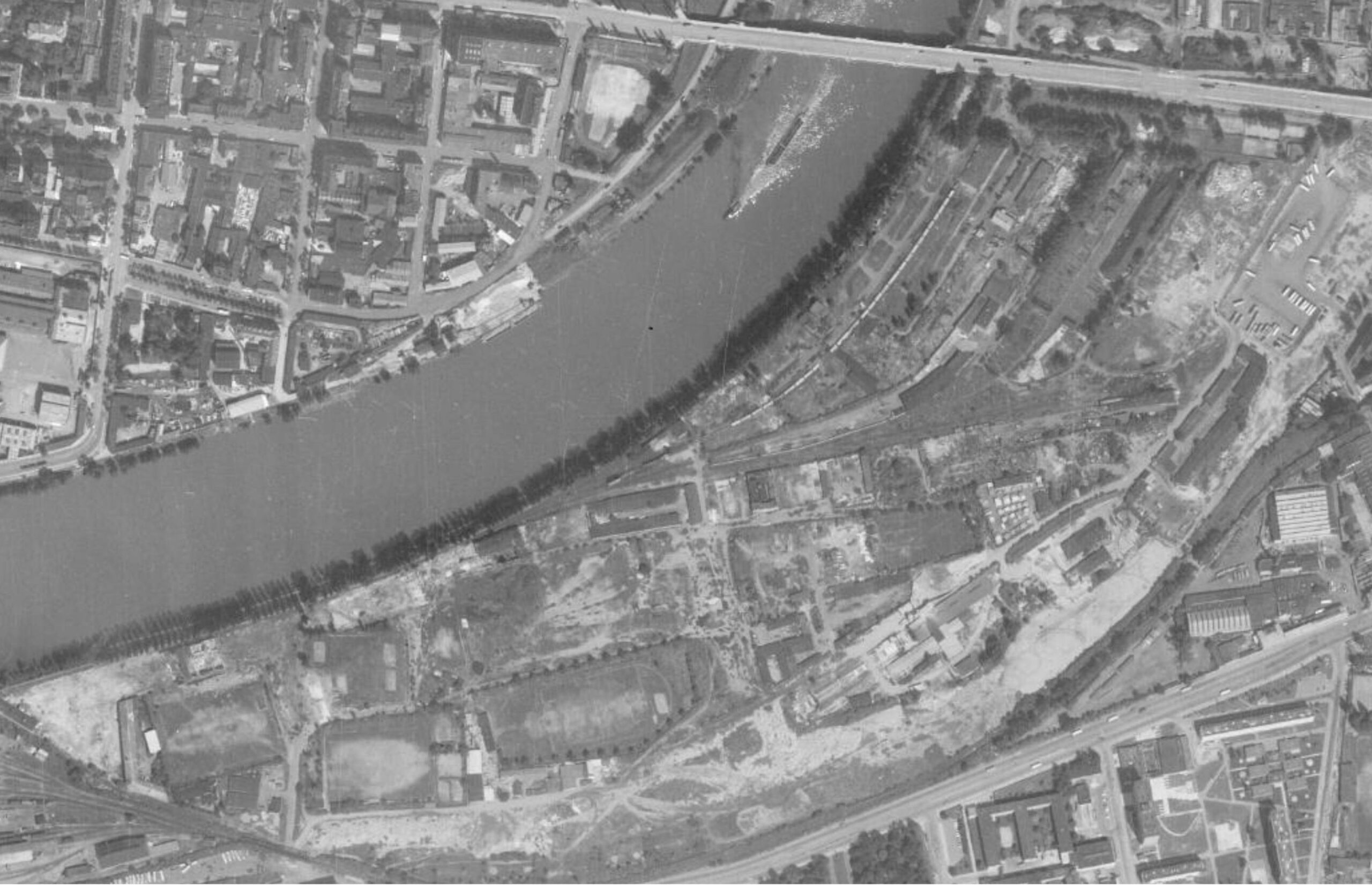 nouzova-kolonie-na-maninach-letecky-snimek-1966