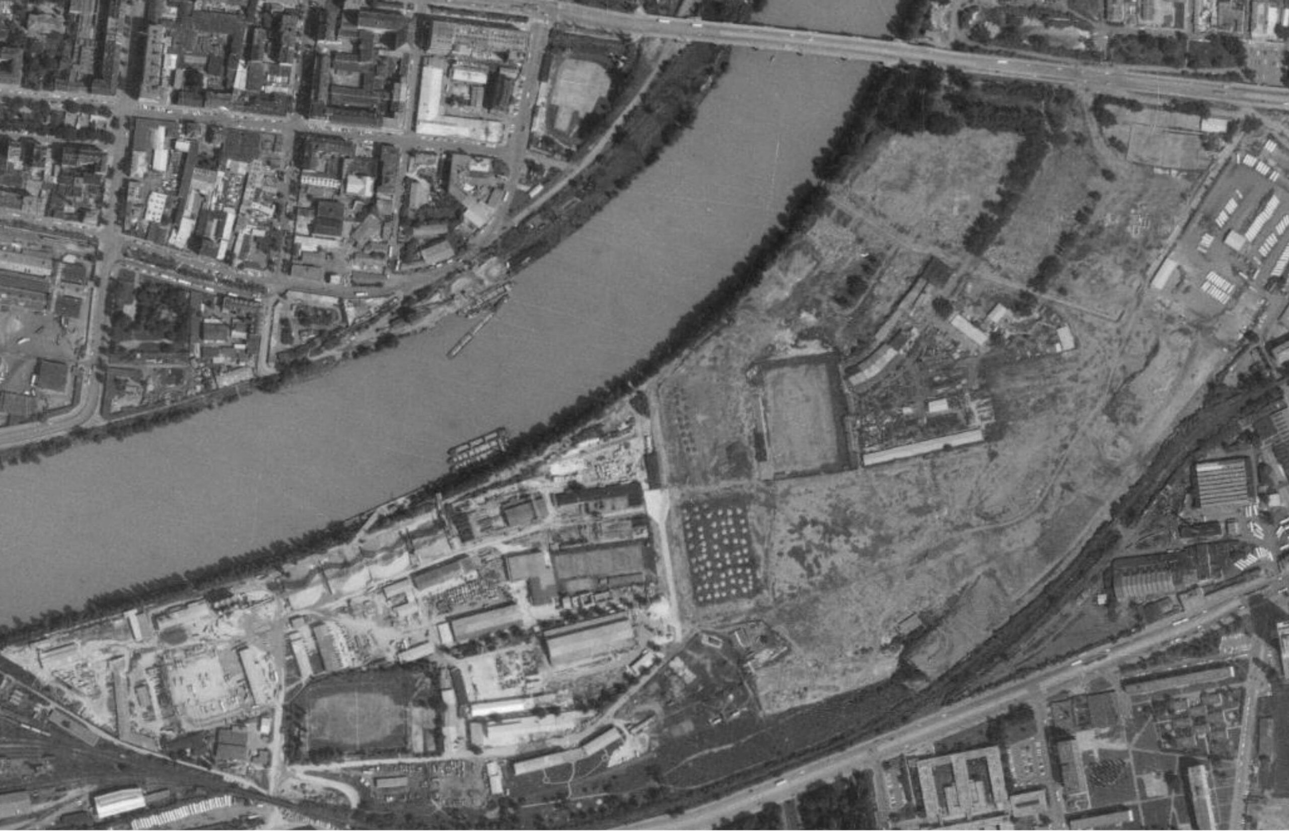 nouzova-kolonie-na-maninach-letecky-snimek-1975