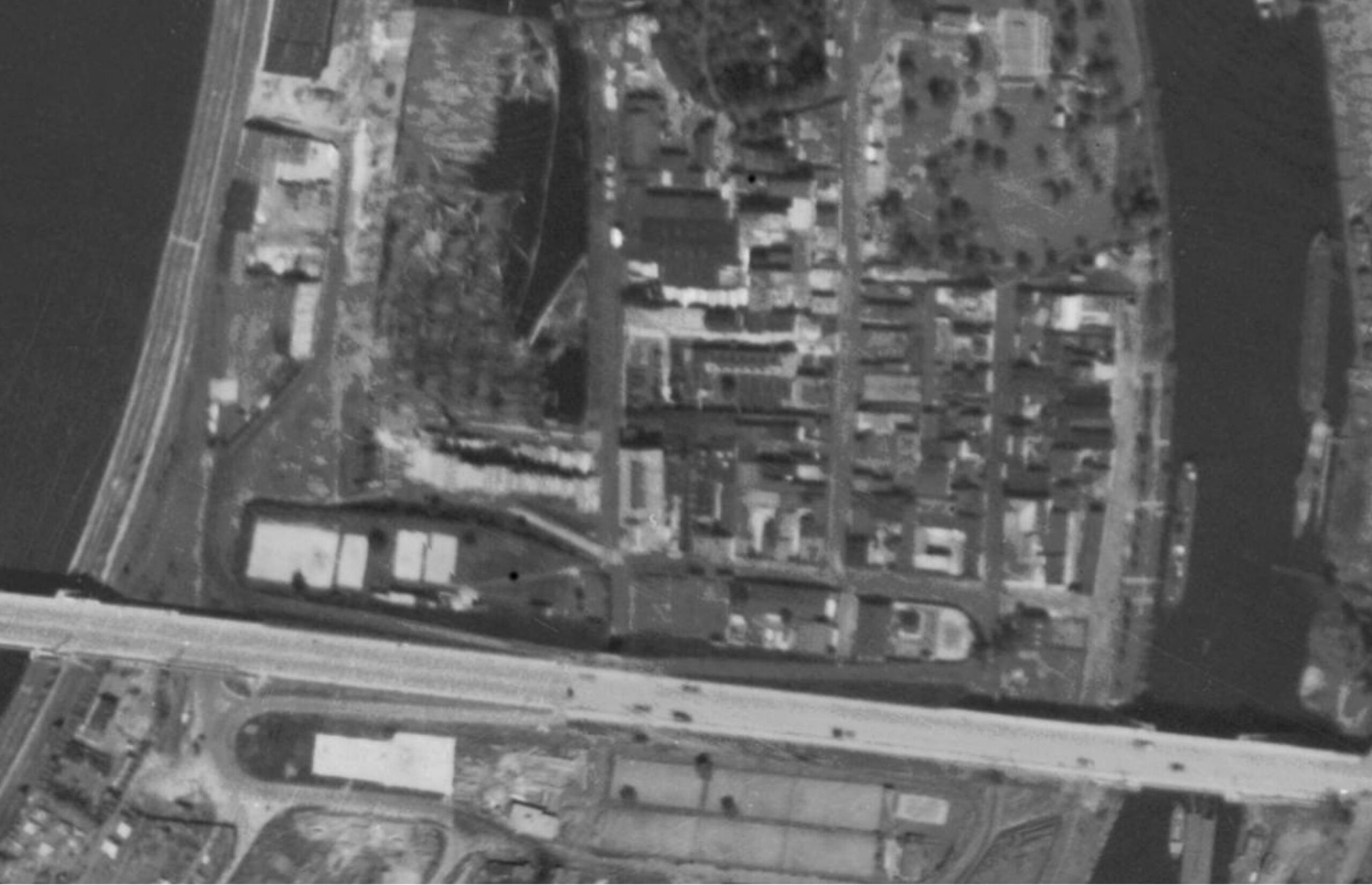 nouzova-kolonie-libensky-ostrov-letecky-snimek-1945