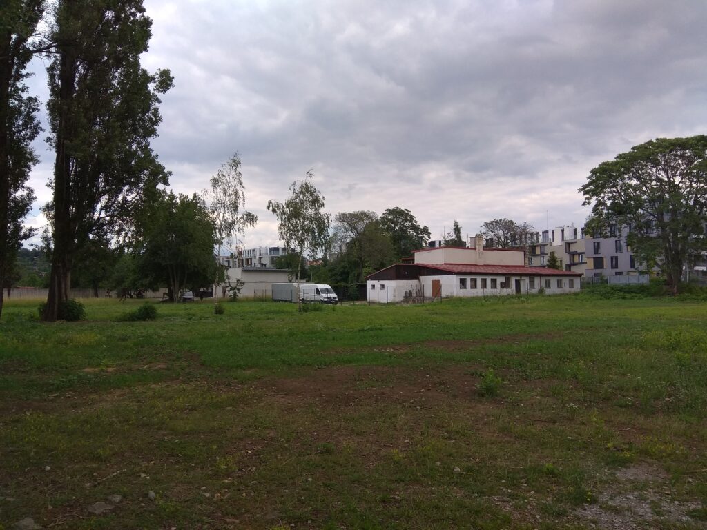 nouzova-kolonie-libensky-ostrov-zbytky